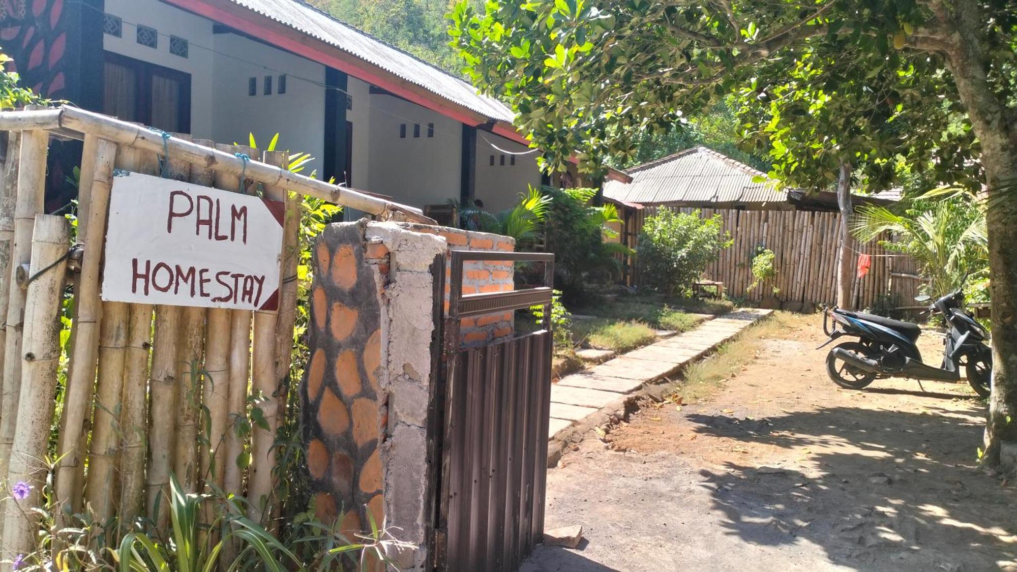 Palm Homestay Kuta Kuta  Exterior foto